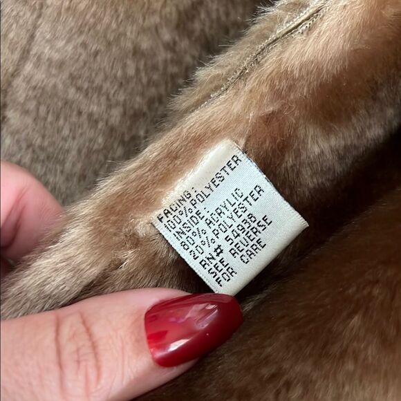 Appraisal Women's Tan Jacket - Picture 5 of 7